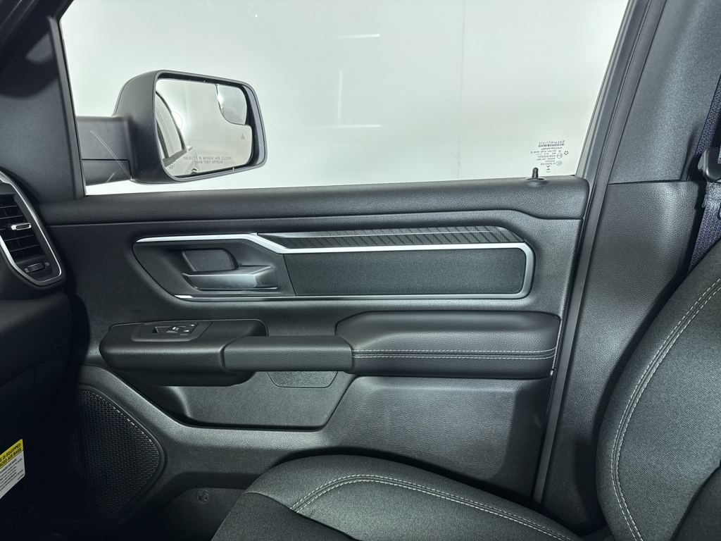2026 Ram 1500 Big Horn photo 31