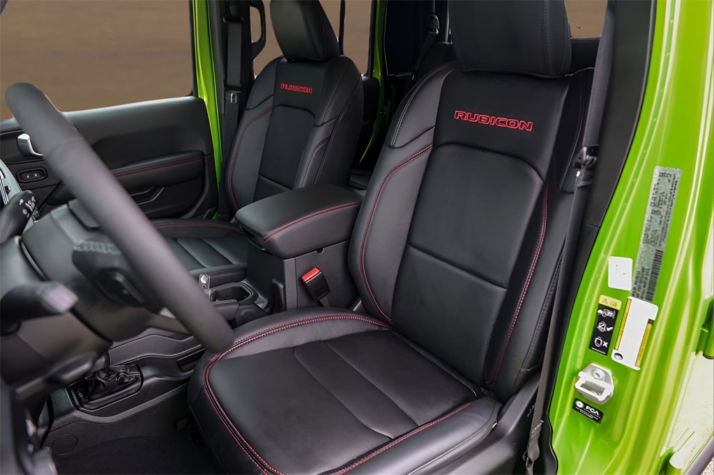 Image of Pre-Owned 2025 Jeep Gladiator Rubicon