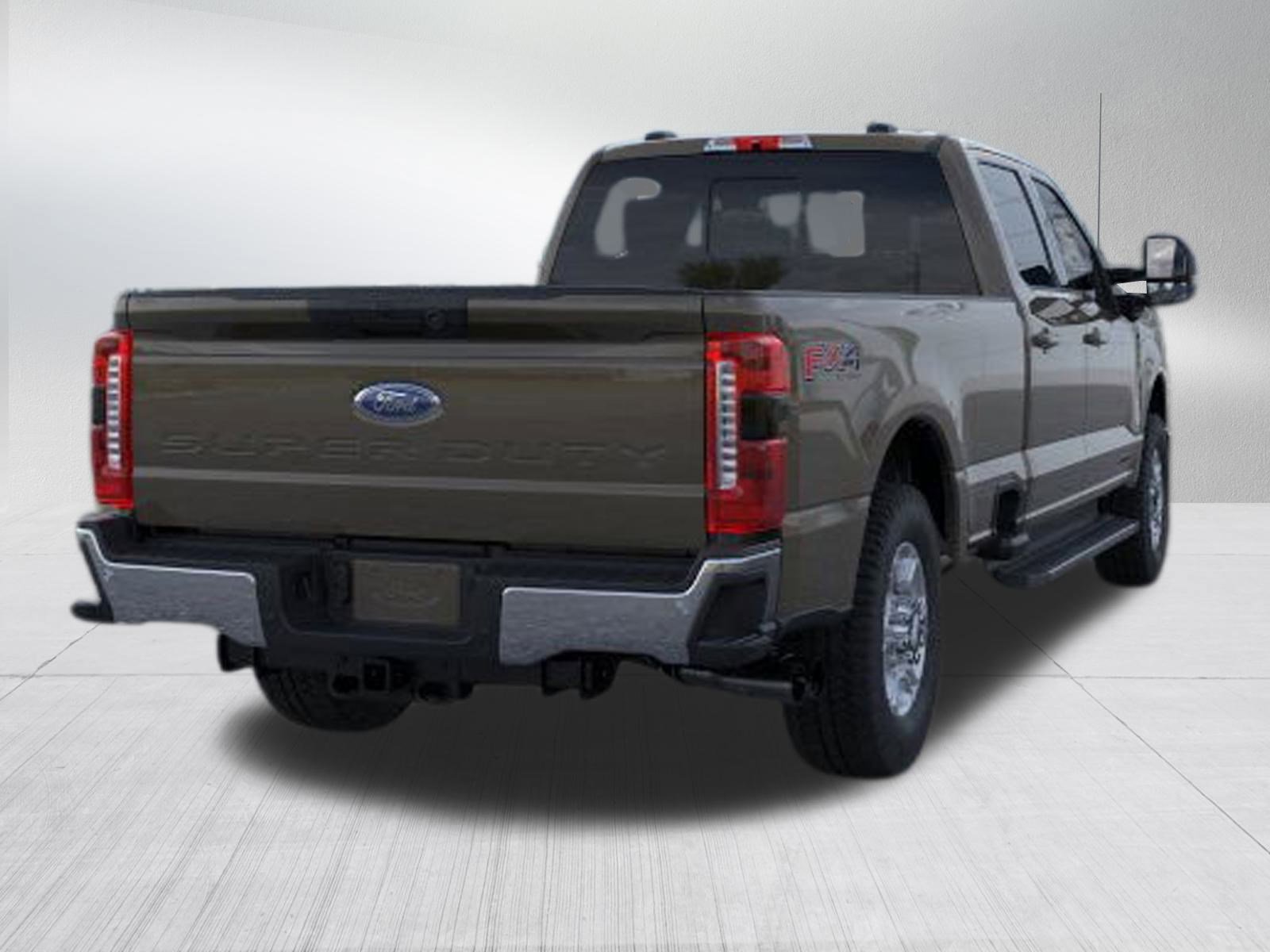 2026 Ford F-350 XLT photo 8