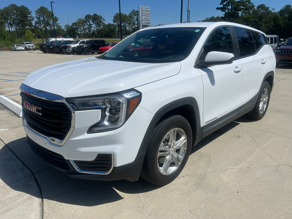 2022 Gmc Terrain SLE photo 2