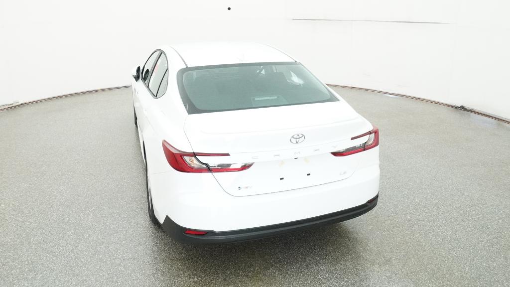 2025 Toyota Camry LE photo 15