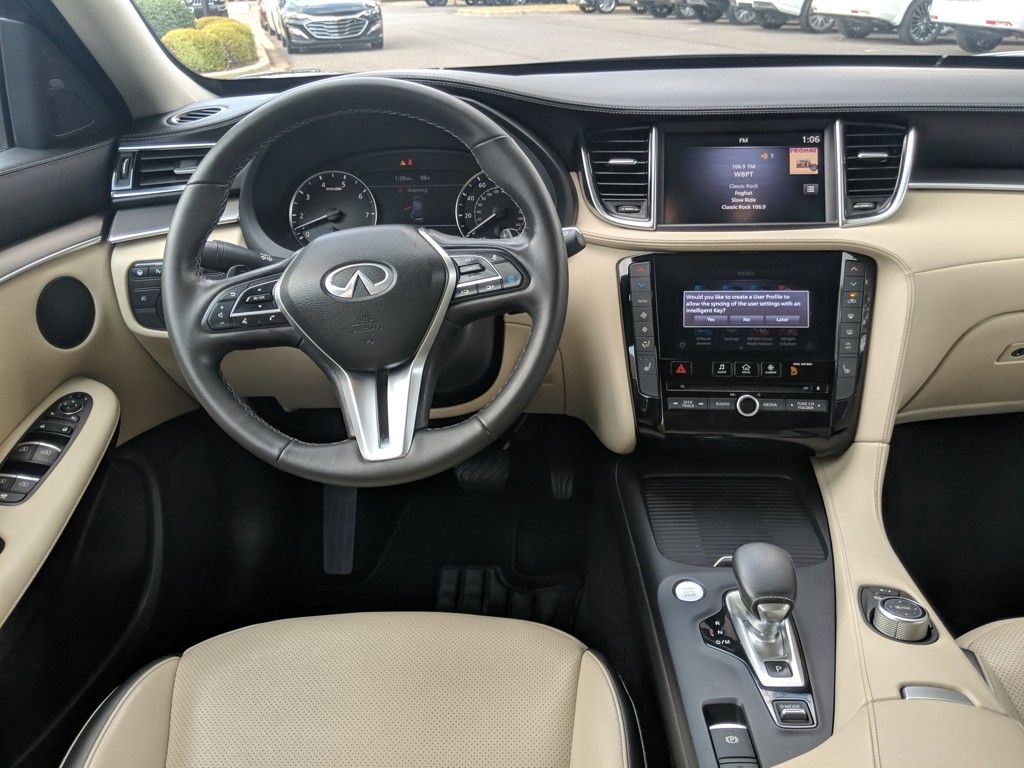 2022 Infiniti QX50 Luxe photo 10
