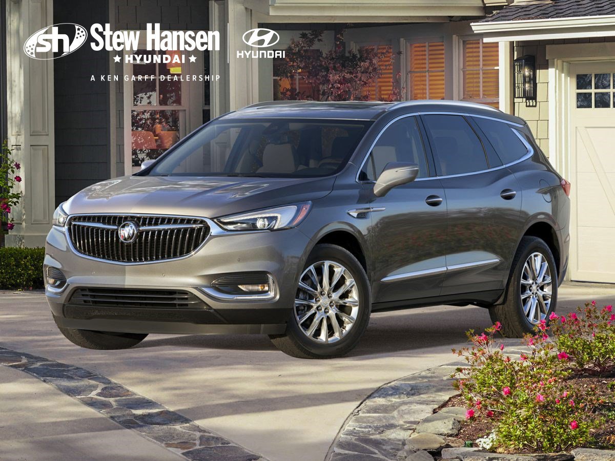 2018 Buick Enclave Essence's photo