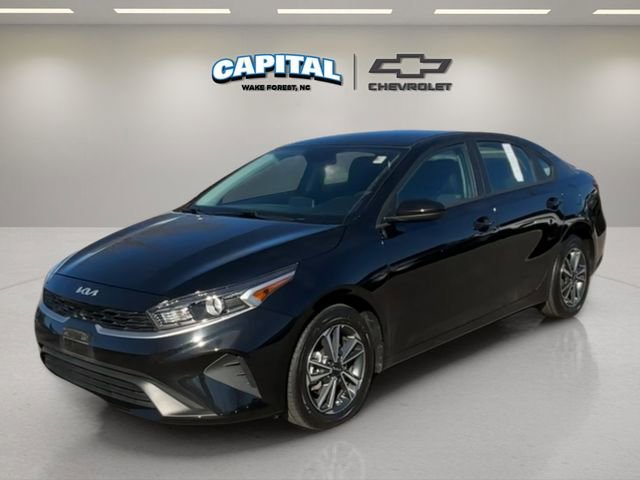 2023 Kia Forte LXS's photo