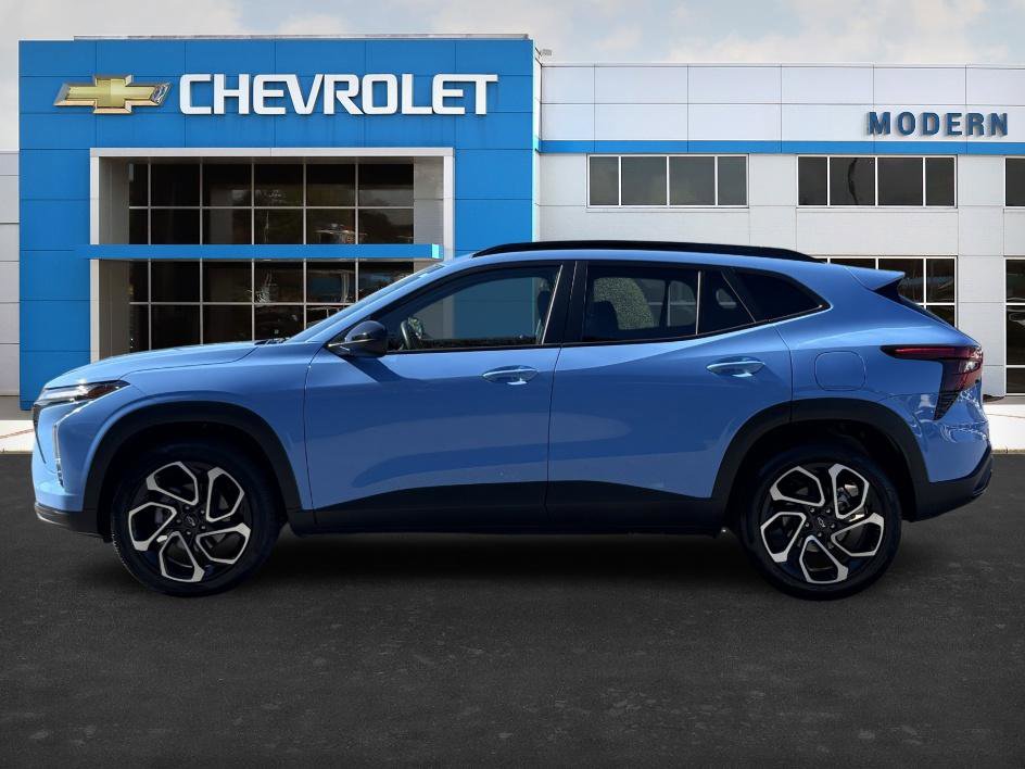 2024 Chevrolet Trax photo 2