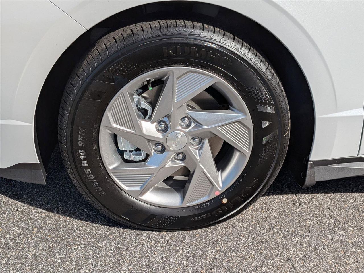 2025 Hyundai Sonata SE photo 10