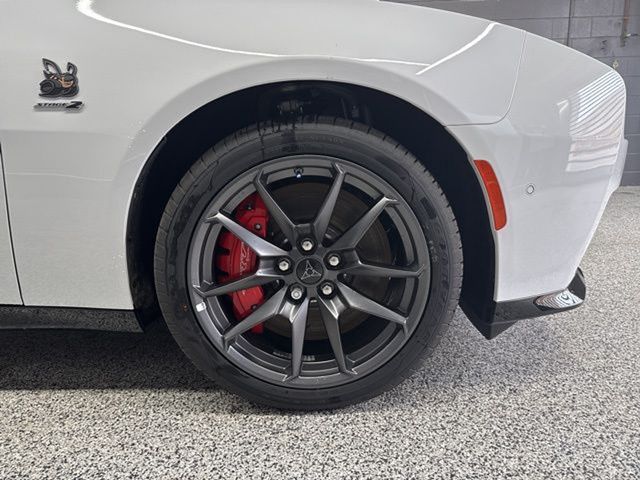 2024 Dodge Charger R/T Scat Pack photo 17