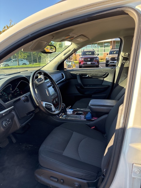 2014 Chevrolet Traverse 1LT photo 7