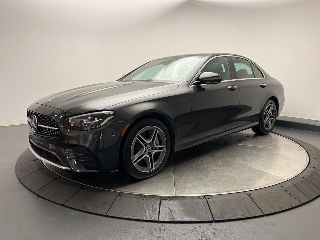2023 Mercedes-Benz E-Class E350's photo