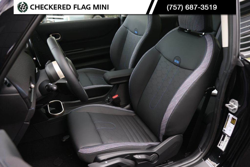 2025 Mini Cooper Hardtop S photo 19