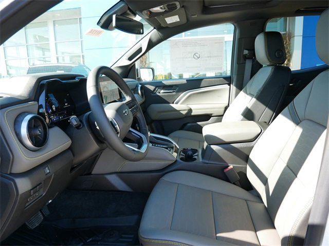 2026 Chevrolet Colorado ZR2 photo 4