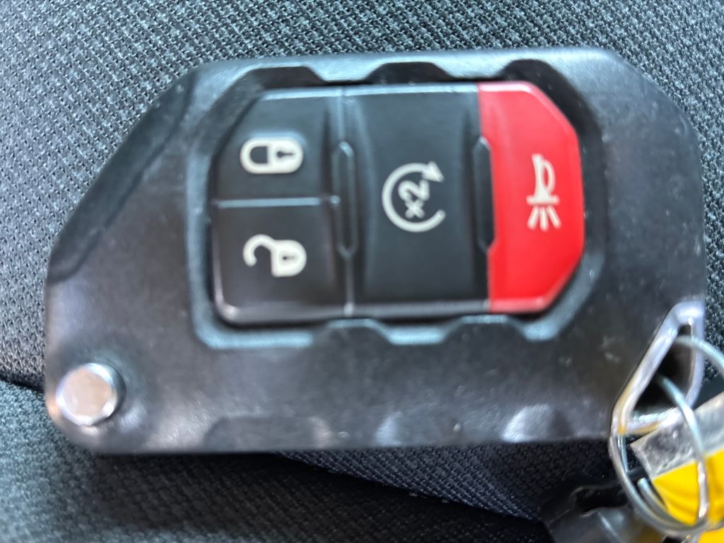 2018 Jeep Wrangler Sport S photo 43
