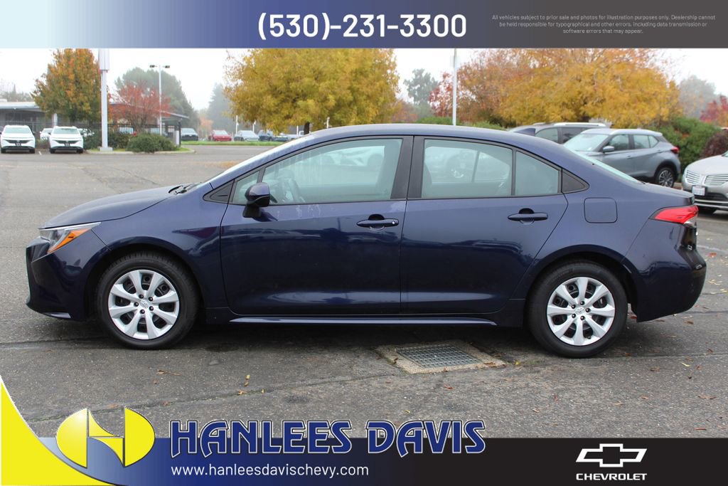 Used 2022 Toyota Corolla LE with VIN 5YFEPMAE6NP329818 for sale in Davis, CA