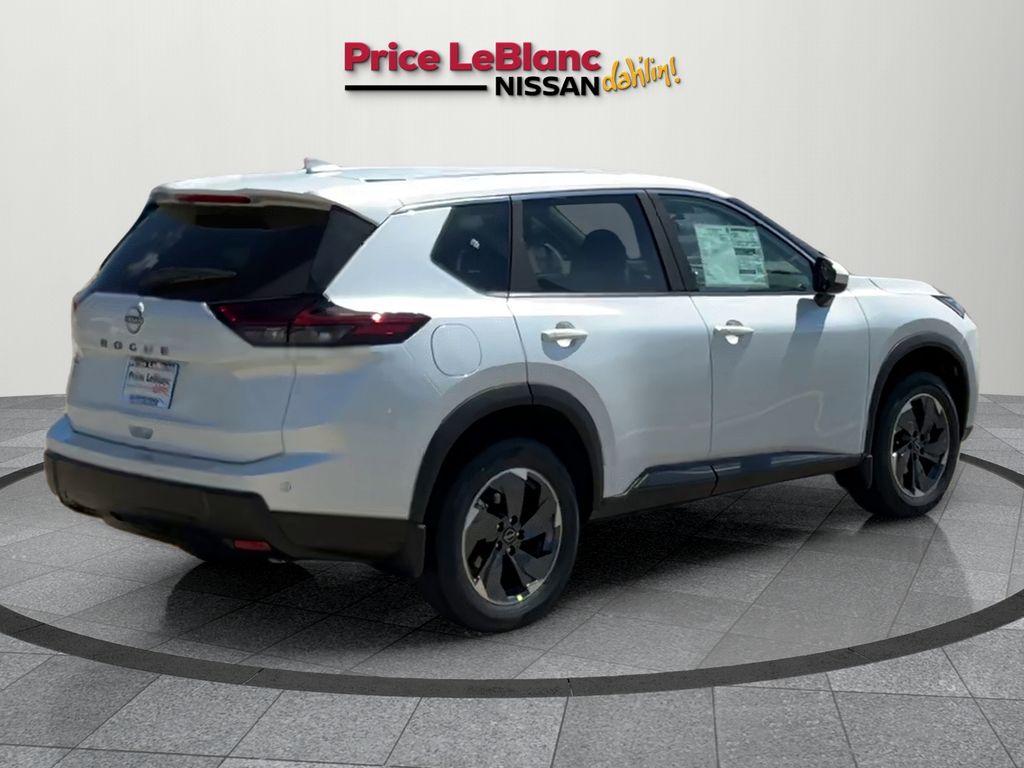 2026 Nissan Rogue SV photo 6