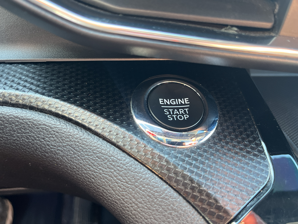 2022 Ford Explorer ST-Line photo 16