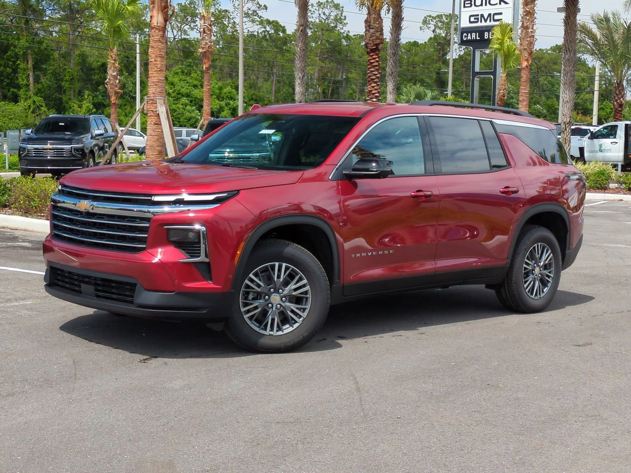 2025 Chevrolet Traverse LT's photo