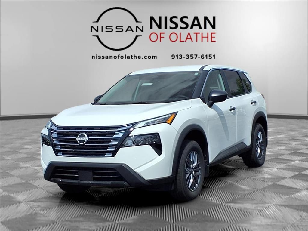 2026 Nissan Rogue S's photo