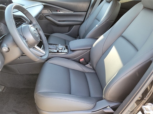 2025 Mazda CX-30 2.5 S Preferred photo 3