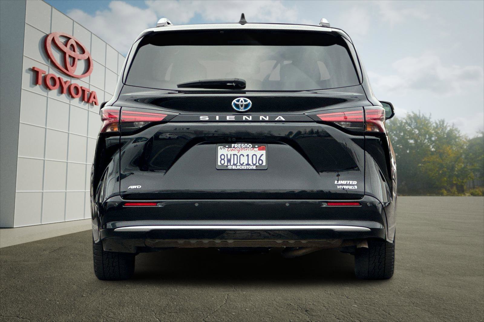 2021 Toyota Sienna Limited photo 4