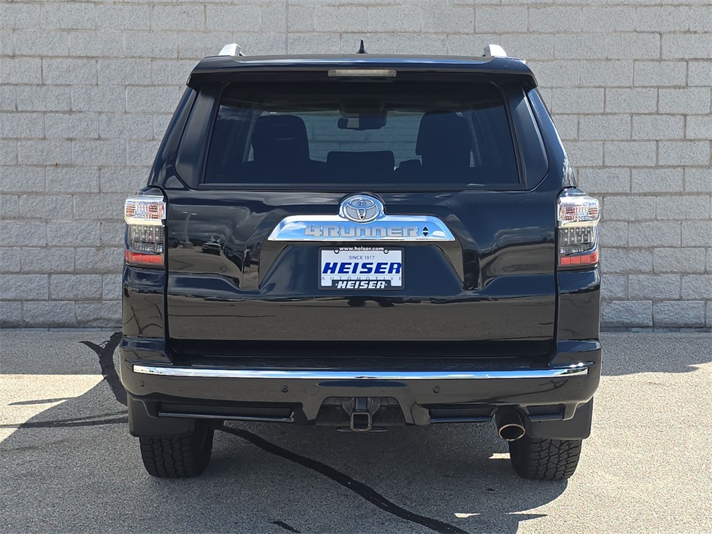 2022 Toyota 4Runner Limited photo 12
