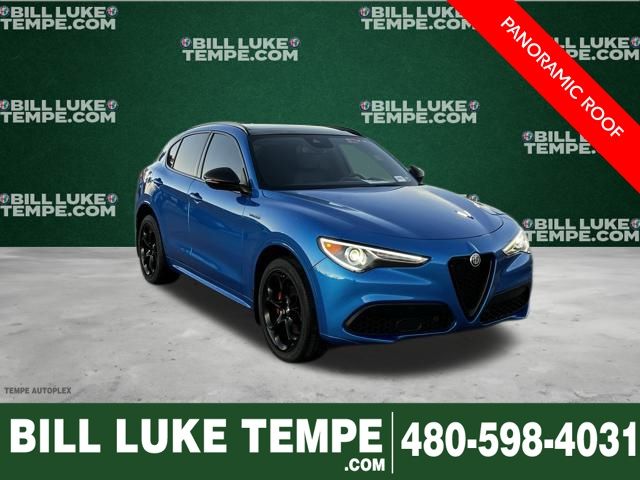 2023 Alfa Romeo Stelvio Veloce's photo
