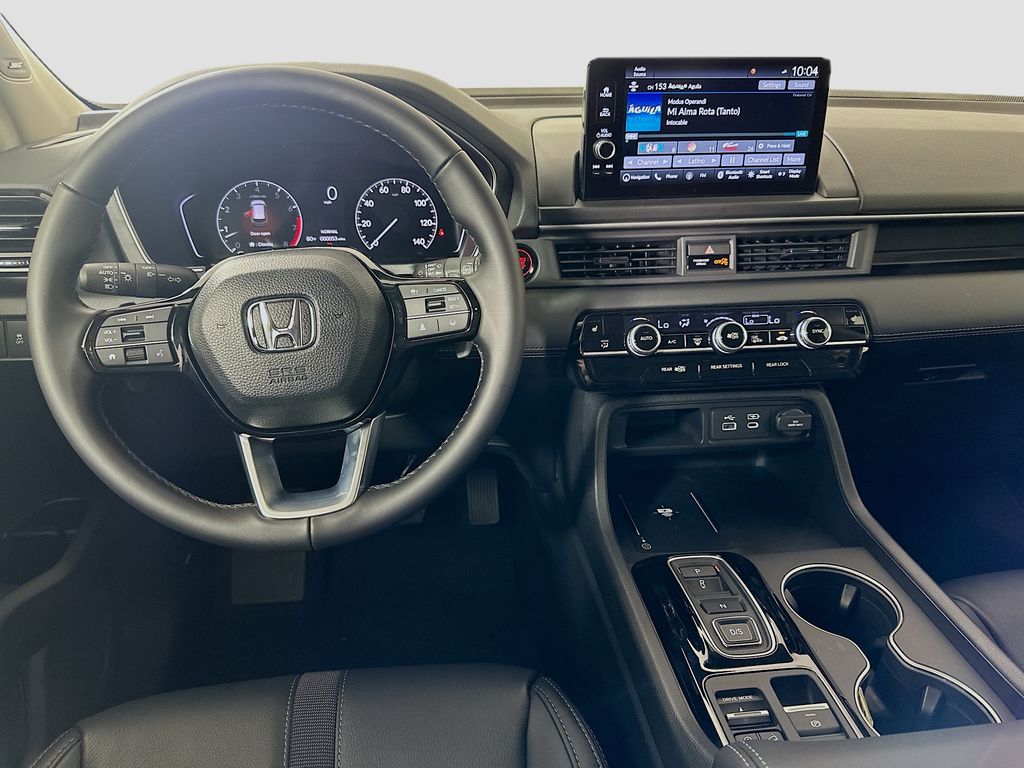2025 Honda Pilot Touring photo 16