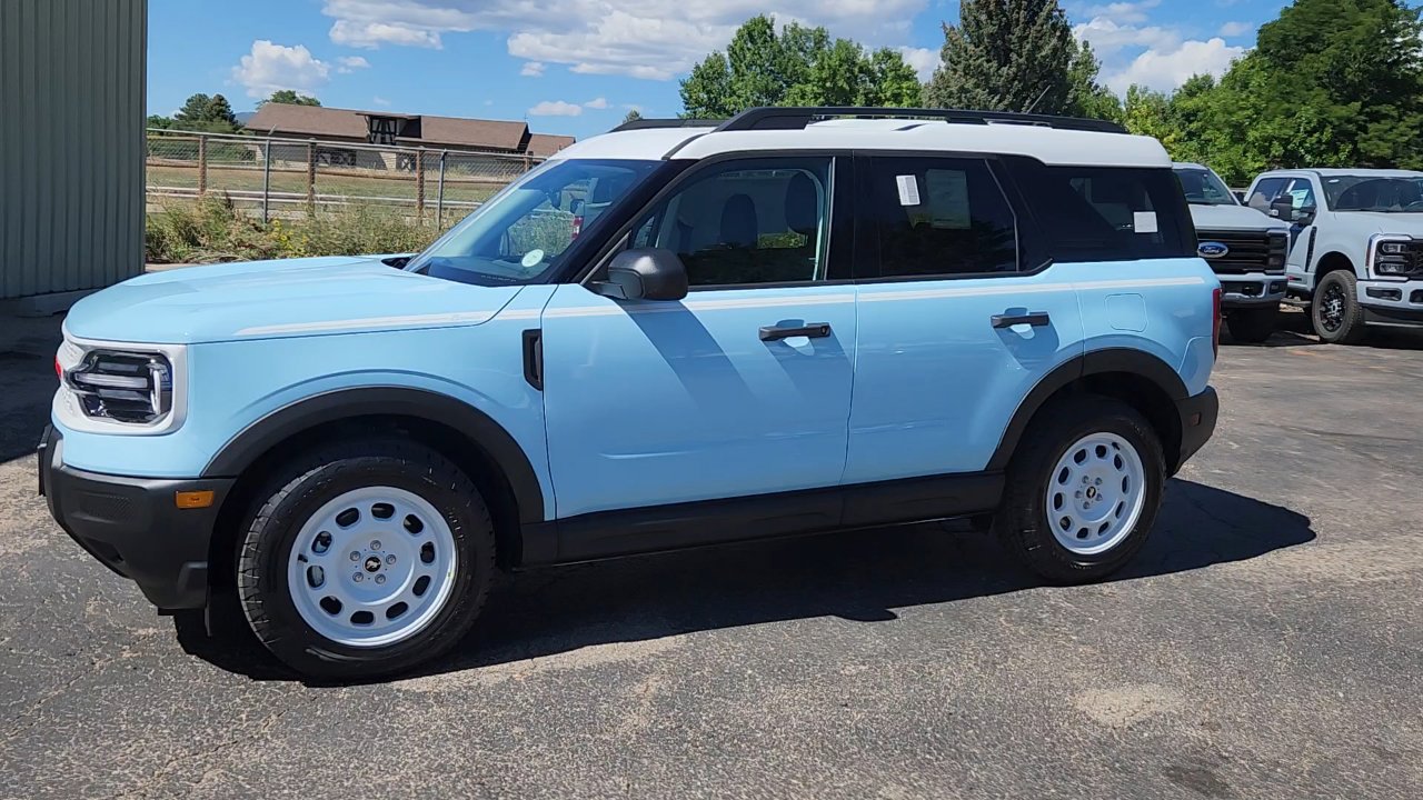 2025 Ford Bronco Sport Heritage photo 2