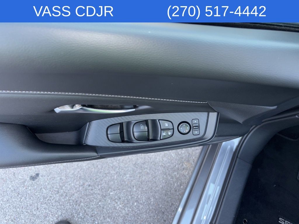2023 Nissan Sentra SV photo 10