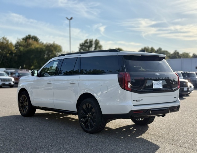 2025 Ford Expedition MAX Platinum photo 8