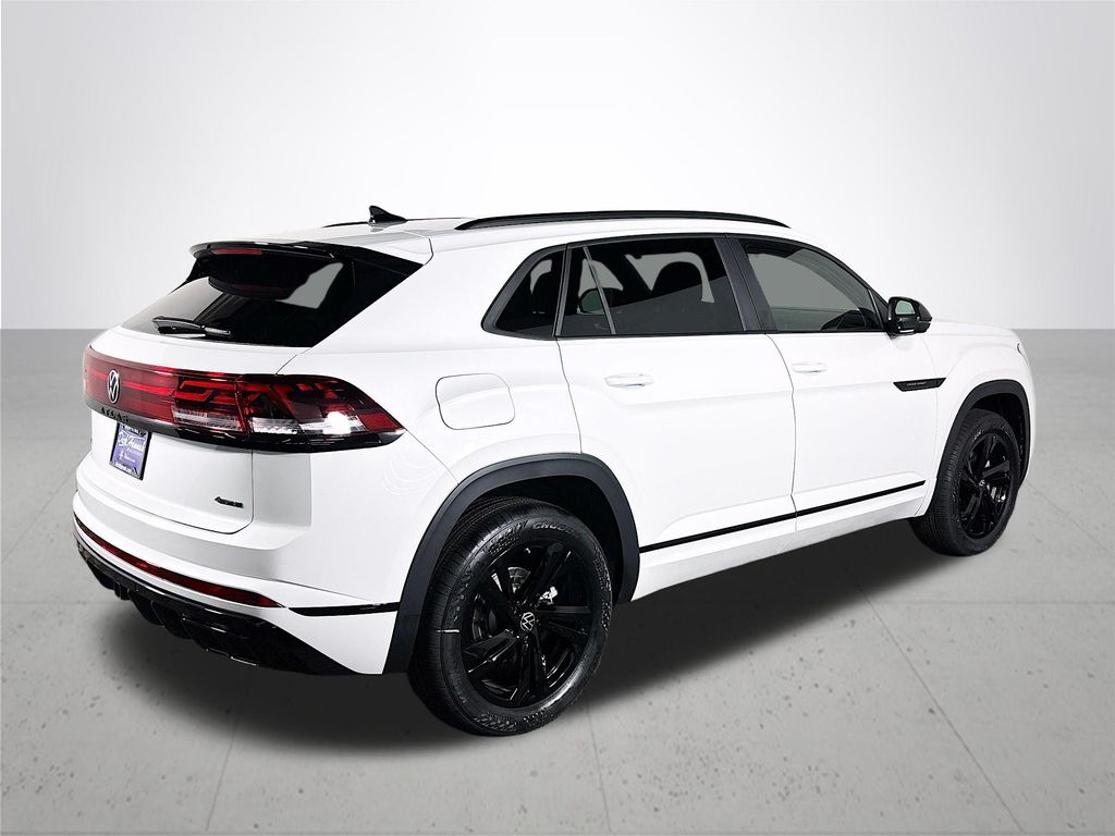2025 Volkswagen Atlas Cross Sport SEL R-Line photo 6