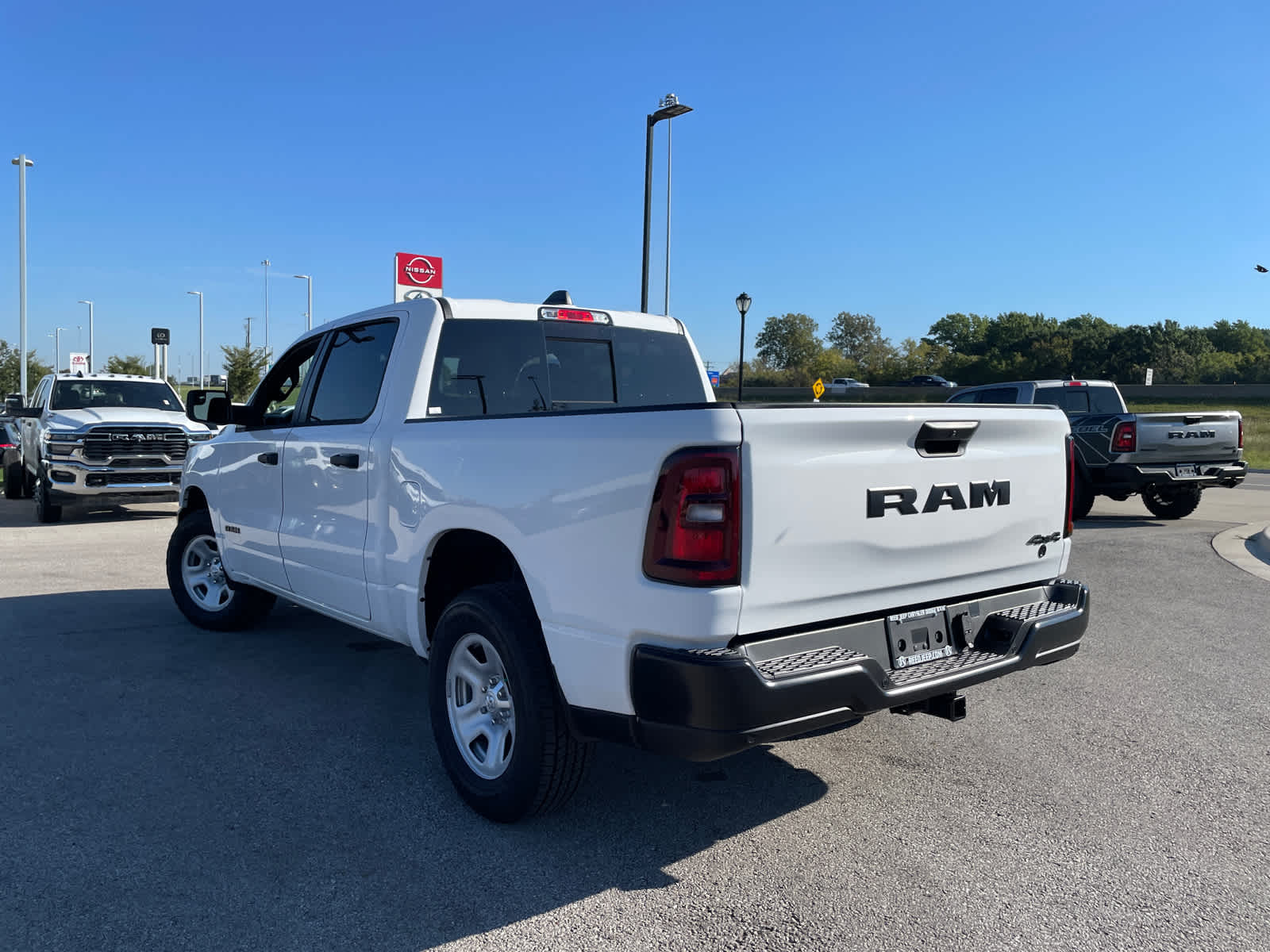 2025 Ram 1500 Tradesman photo 7