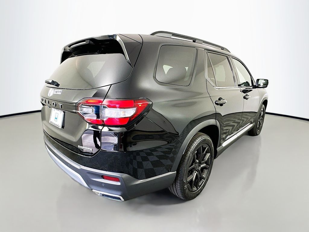 2025 Honda Pilot Touring photo 6