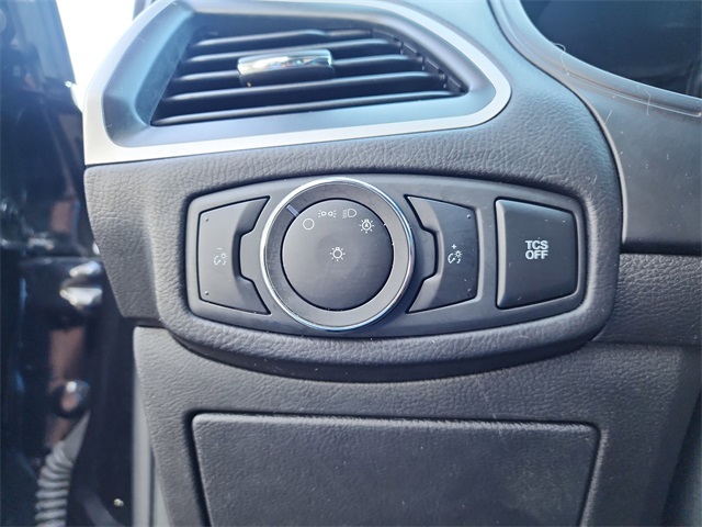 2023 Ford Edge SEL photo 21