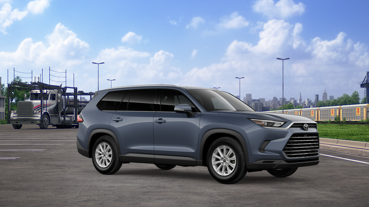 2026 Toyota Highlander Hybrid XLE photo 14