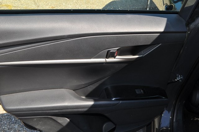 2025 Toyota Camry LE photo 18