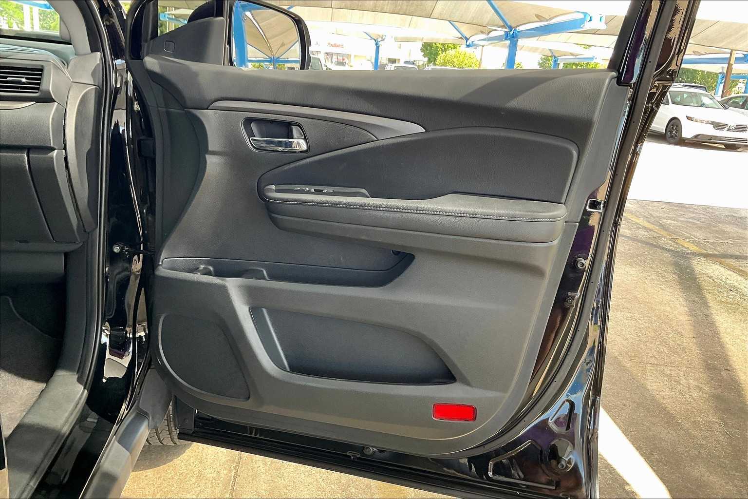 2023 Honda Ridgeline RTL photo 22