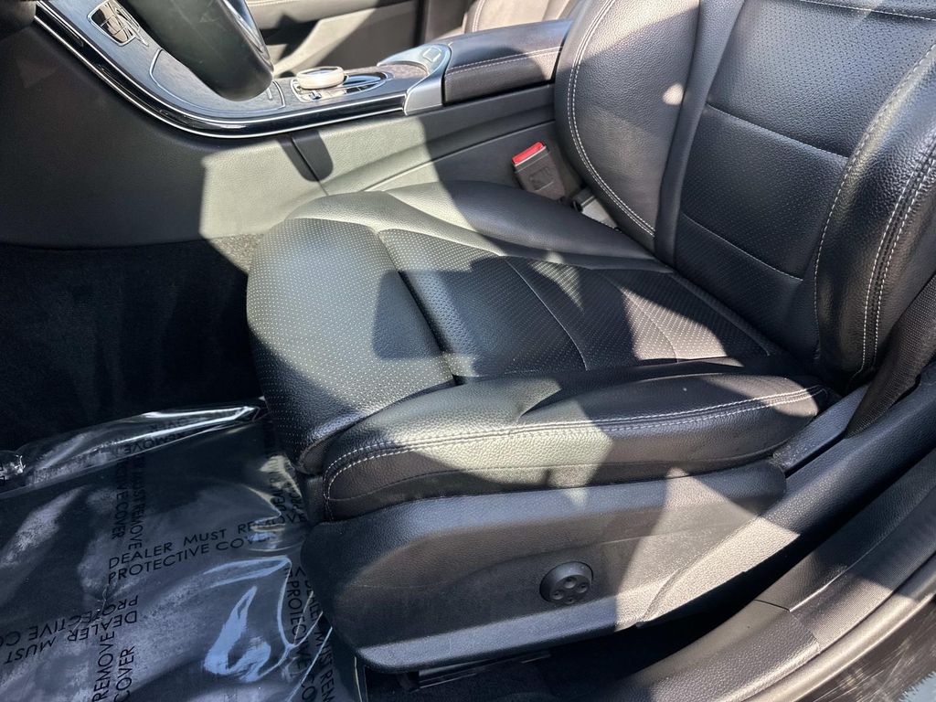 2019 Mercedes Benz C 300 photo 36