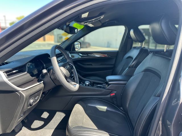 2023 Jeep Grand Cherokee Altitude photo 8