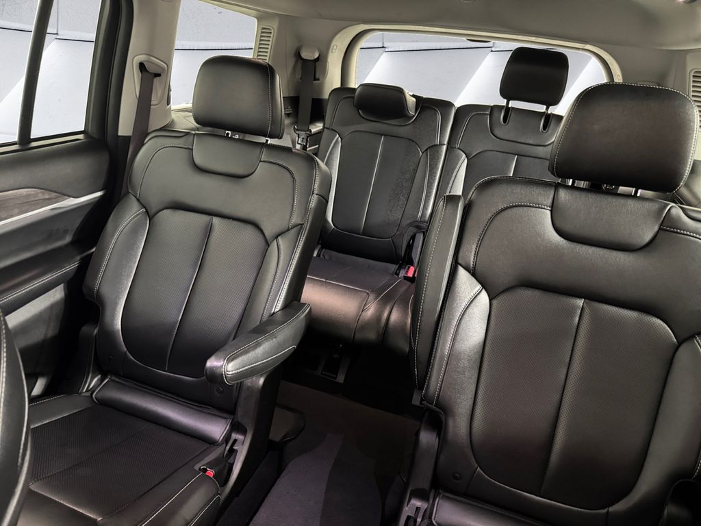 2023 Jeep Grand Cherokee Limited photo 18