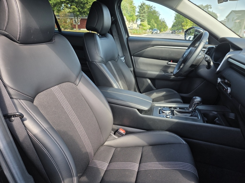 2025 Mazda CX-50 2.5 S Preferred photo 3
