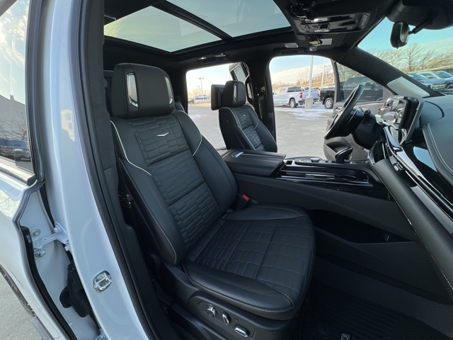 2024 Cadillac Escalade V-Series photo 27