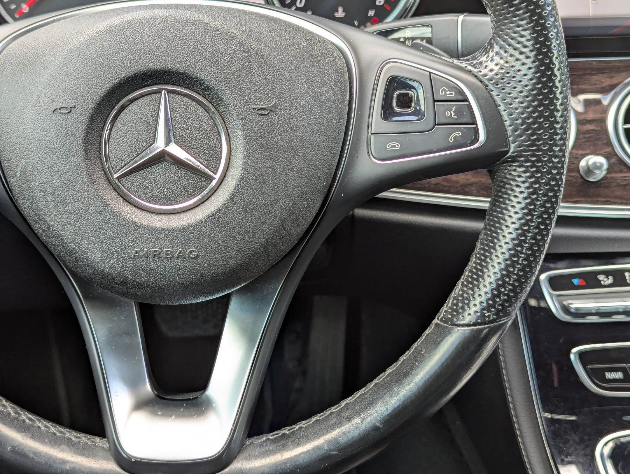 2017 Mercedes Benz E 300 Sport photo 22