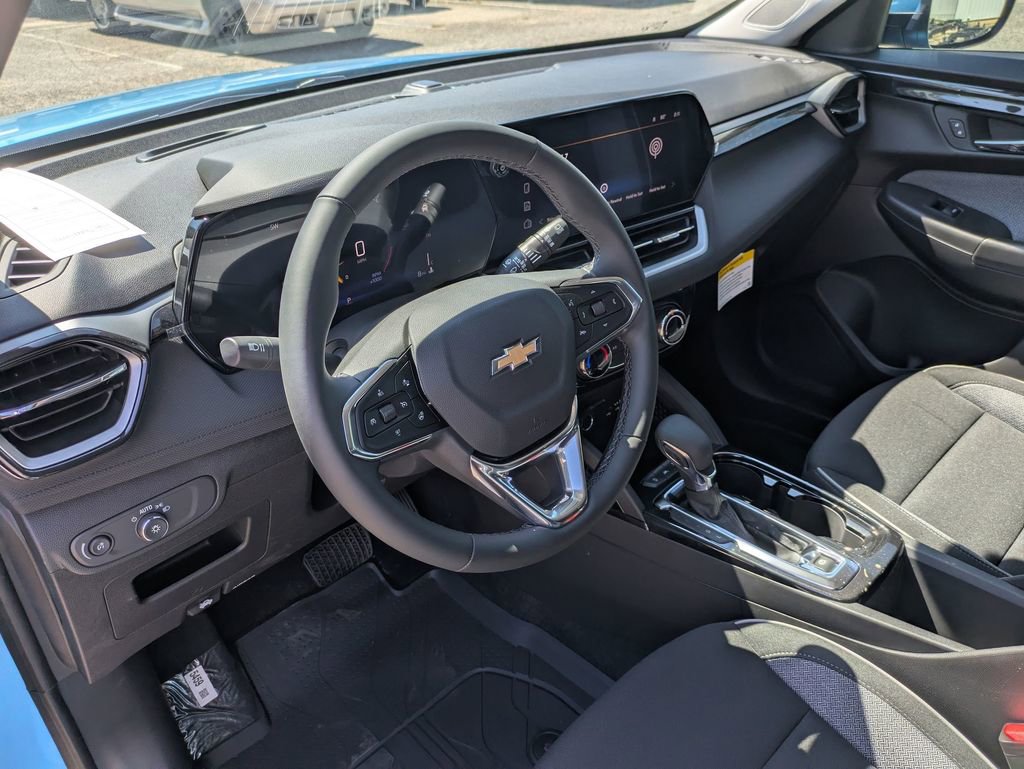 2026 Chevrolet Trailblazer LT photo 8