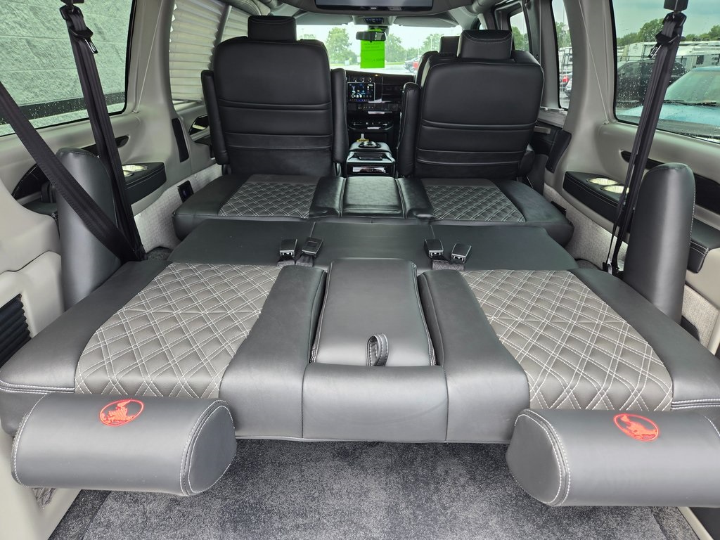 2025 Gmc Savana 2500 Cargo photo 5