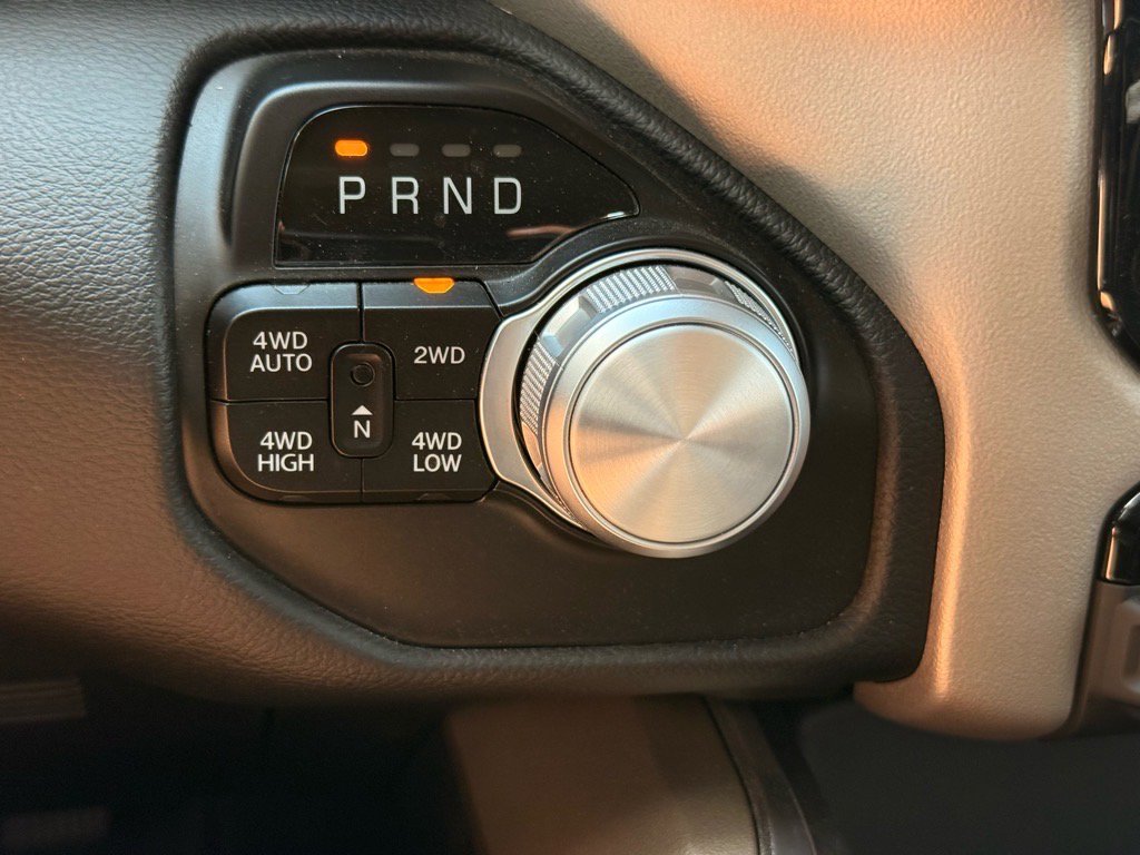 2022 Ram 1500 Laramie photo 18