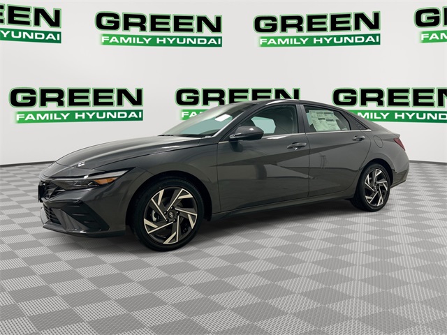 2026 Hyundai Elantra Limited's photo