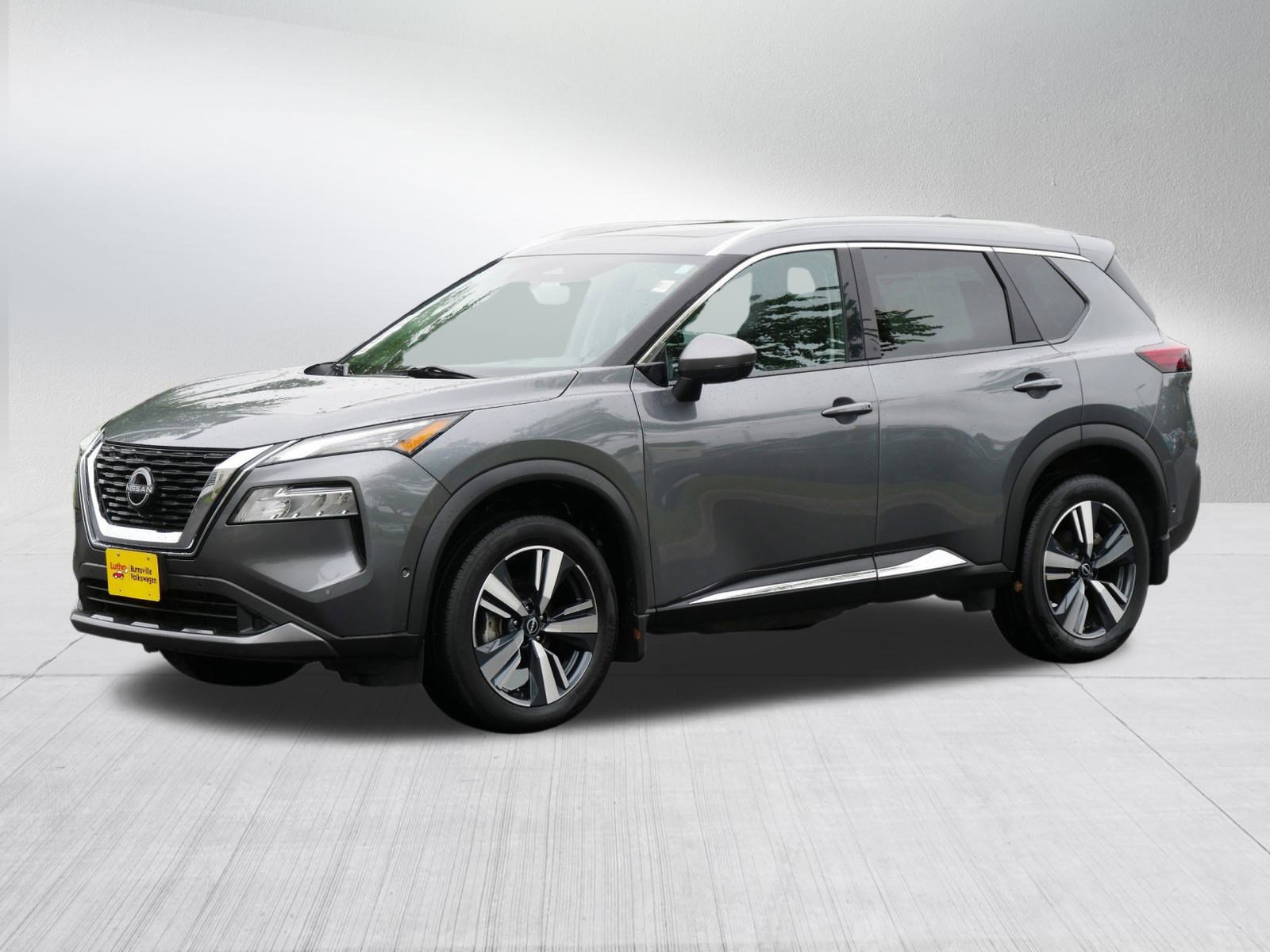 2023 Nissan Rogue SL photo 3