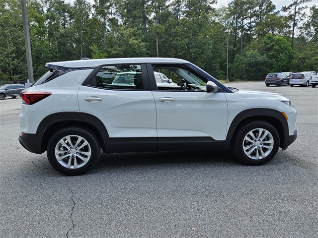 2023 Chevrolet Trailblazer LS photo 13
