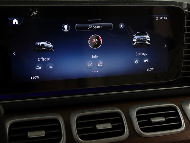2026 Mercedes Benz GLE 350 4MATIC photo 18