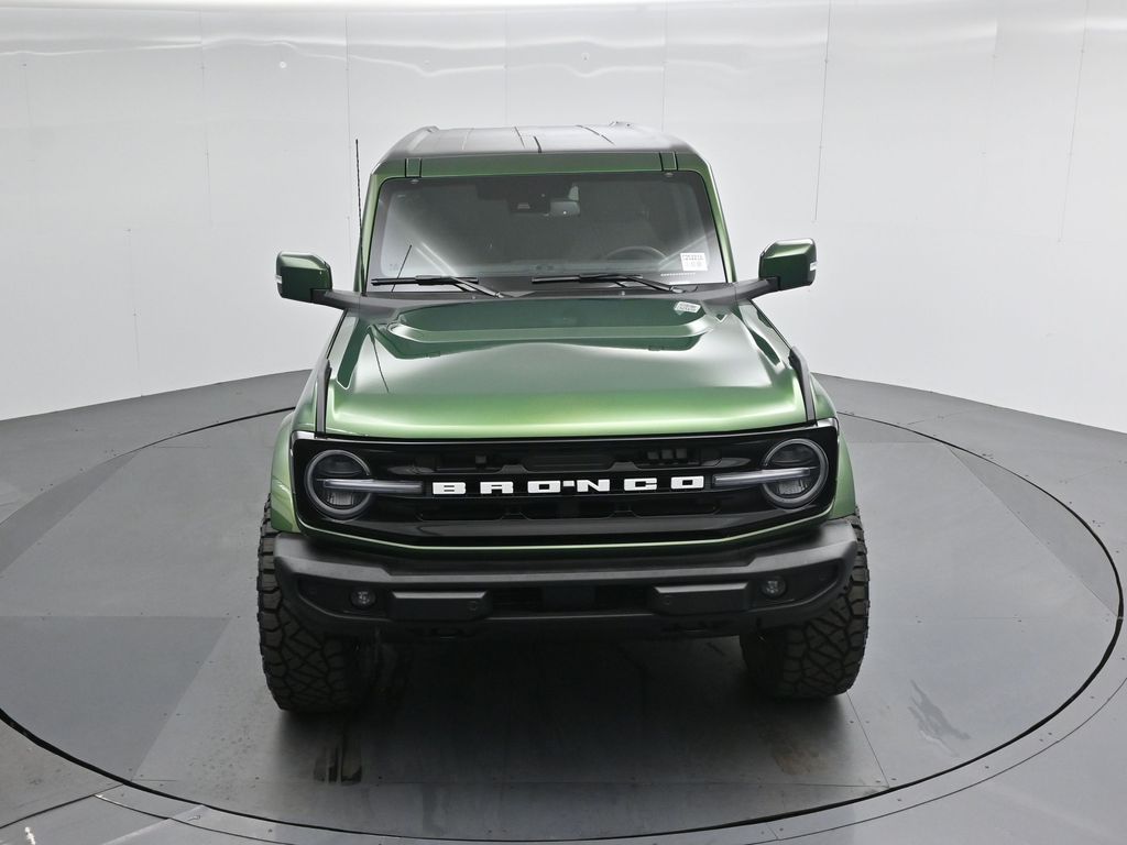 2025 Ford Bronco Outer Banks photo 35
